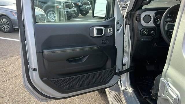 Used 2024 Jeep Wrangler Unlimited Sahara w/ Safety Group image 8