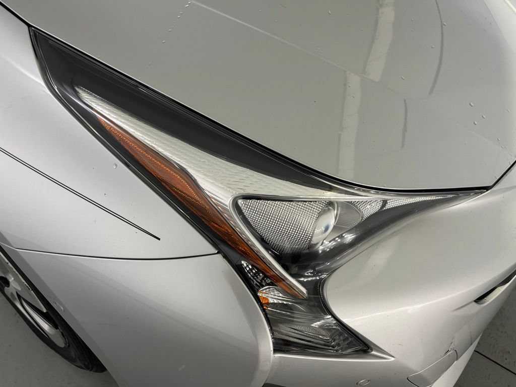 Used 2017 Toyota Prius Two w/ Prius Two Safety Plus Package FWD image 34