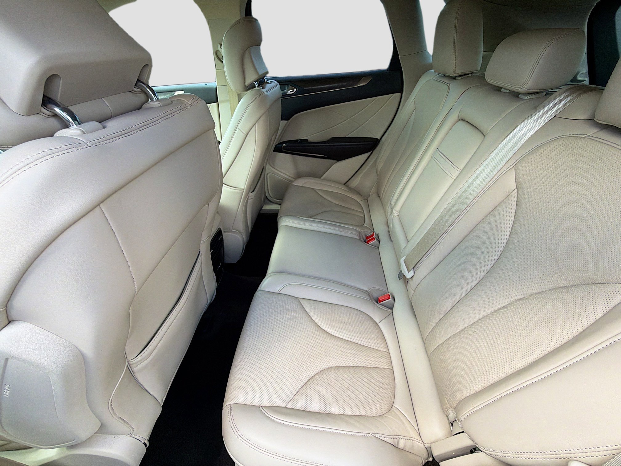 Used 2018 Lincoln MKC Reserve image 25