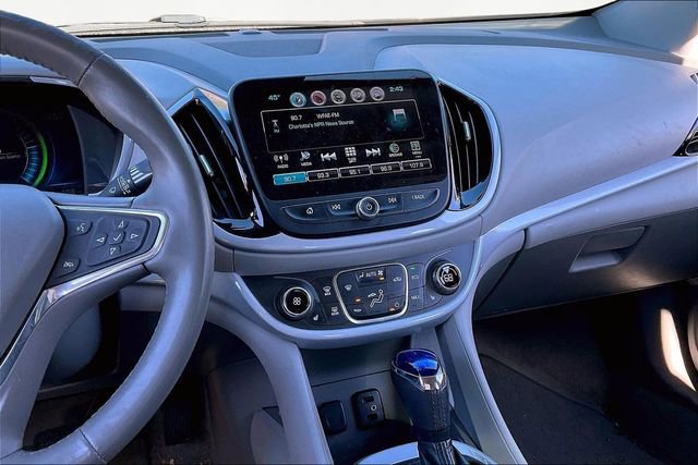 Used 2017 Chevrolet Volt LT w/ Comfort Package image 9
