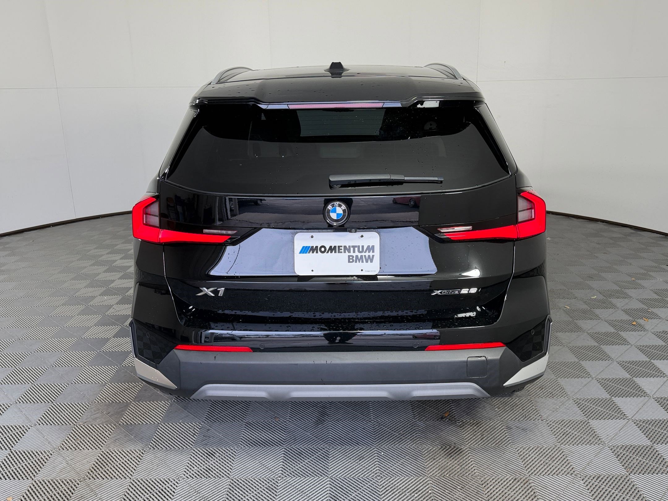 Certified 2023 BMW X1 xDrive28i w/ Convenience Package AWD/4WD image 10