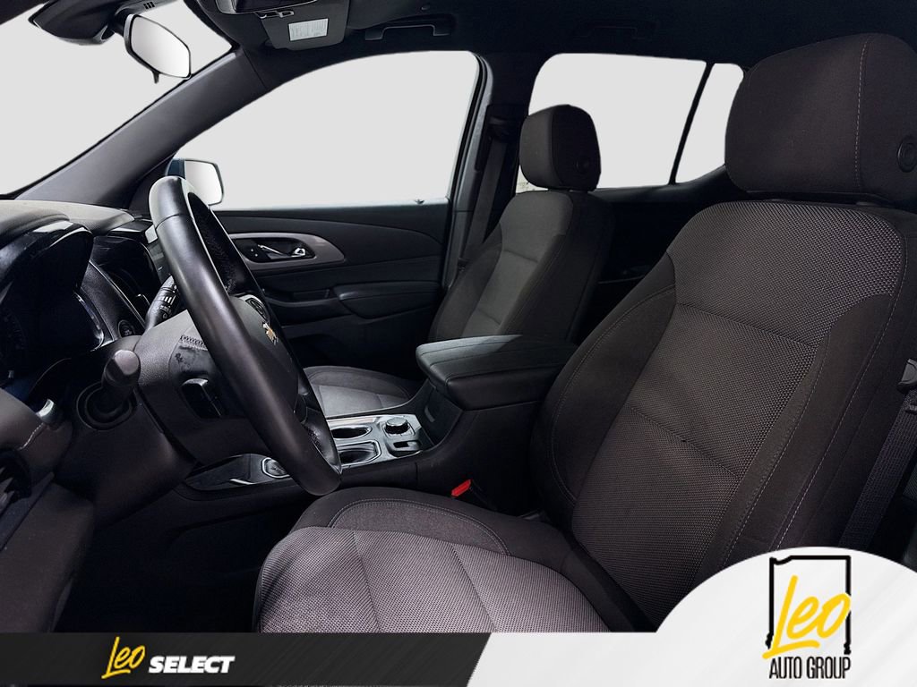 Used 2023 Chevrolet Traverse LT FWD image 20