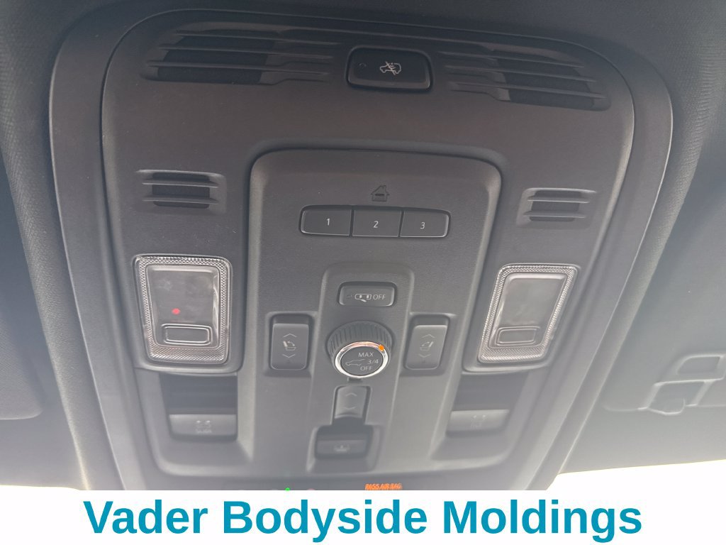Used 2023 GMC Yukon XL Denali Ultimate AWD/4WD image 25
