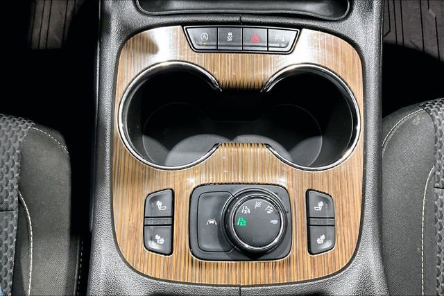 Used 2023 GMC Acadia SLE w/ LPO, Black Accent Package image 16