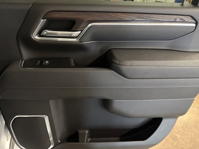 New 2026 GMC Sierra 2500 SLT image 23