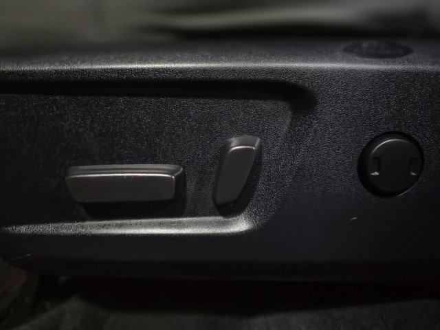 Used 2019 Toyota Tundra SR5 w/ TRD Off Road Package image 31