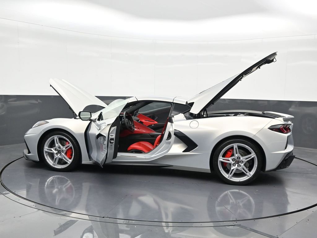 Used 2024 Chevrolet Corvette Stingray Preferred Cpe w/ Z51 Performance Package RWD image 35