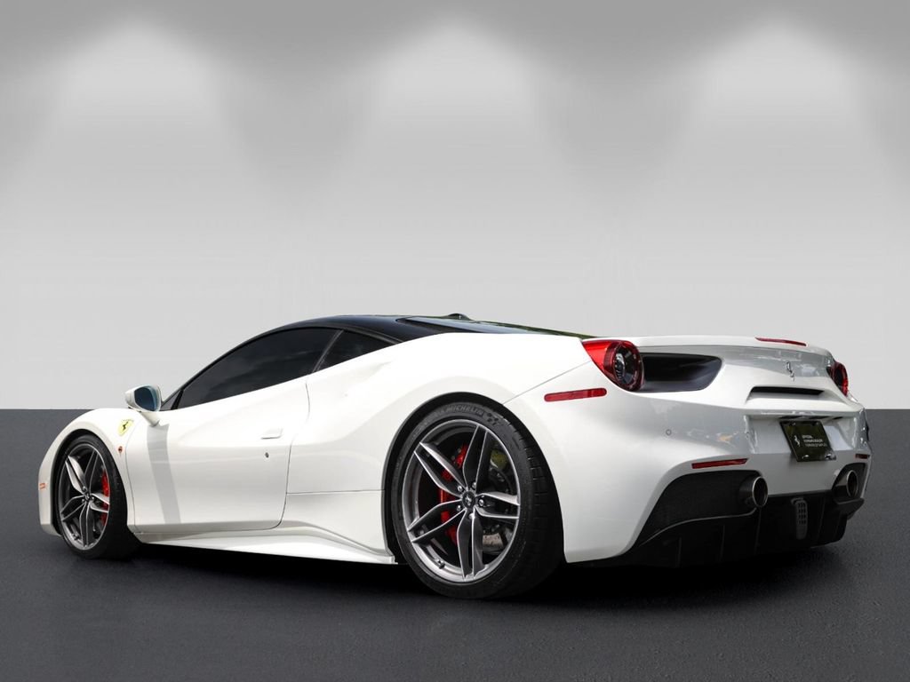 Certified 2019 Ferrari 488 GTB RWD image 5