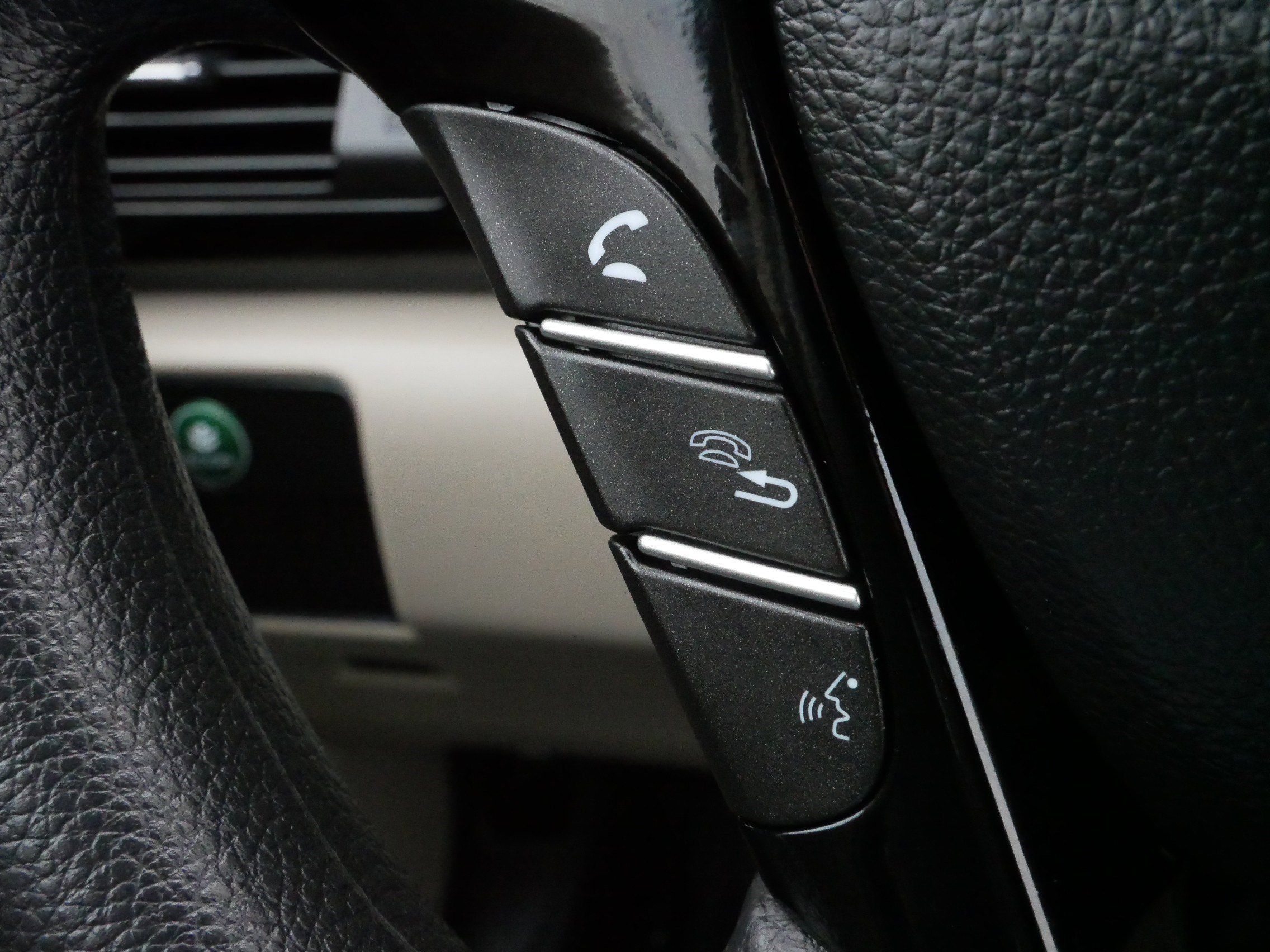 Used 2017 Honda Accord LX image 25