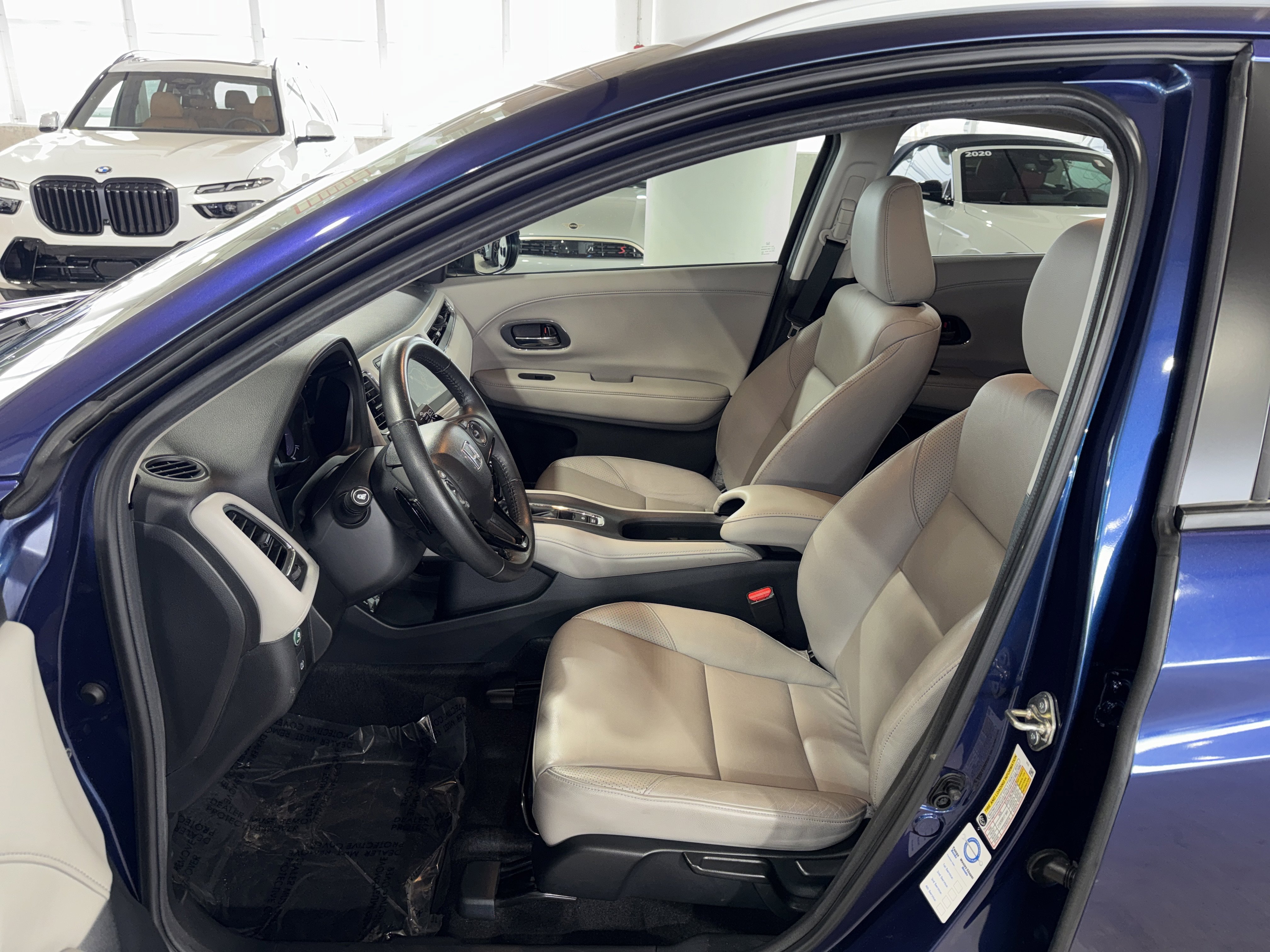 Used 2017 Honda HR-V EX-L image 18