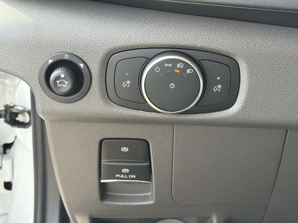 New 2026 Ford Transit 250 148 Medium Roof w/ Load Area Protection Package image 15