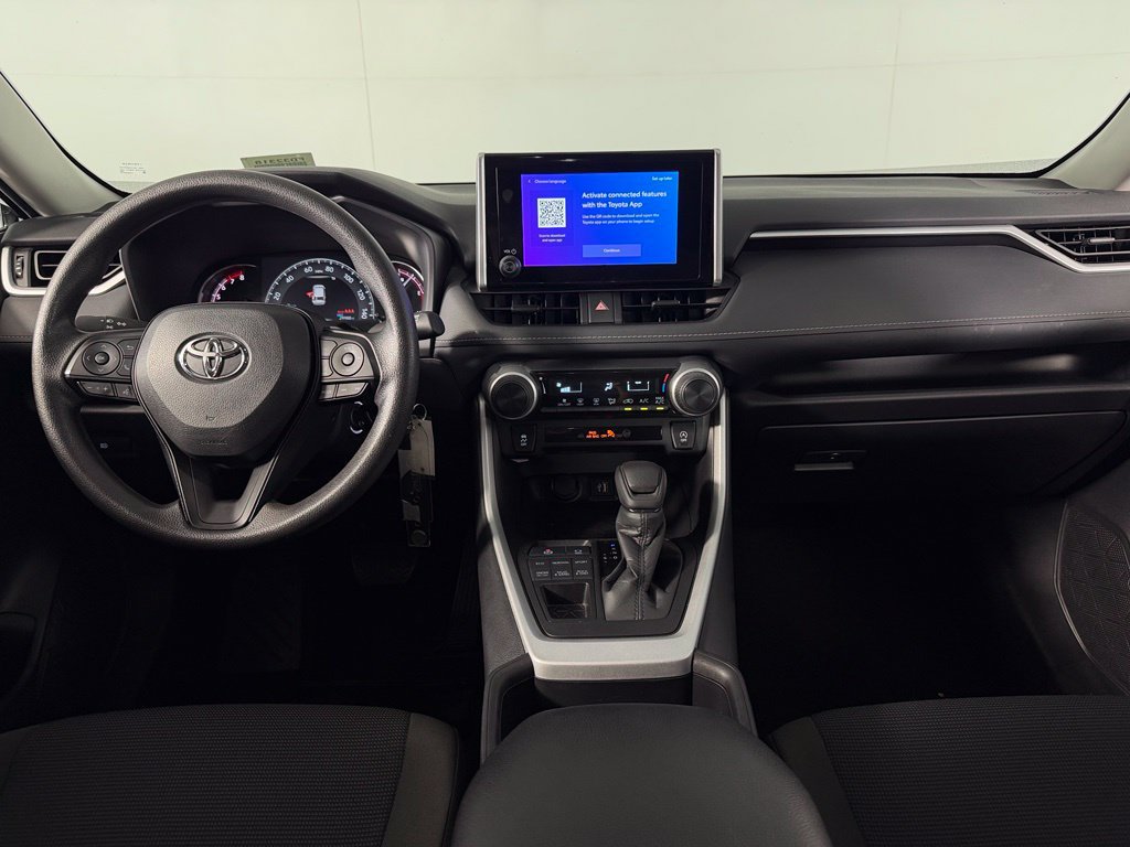 Used 2025 Toyota RAV4 LE AWD/4WD image 12