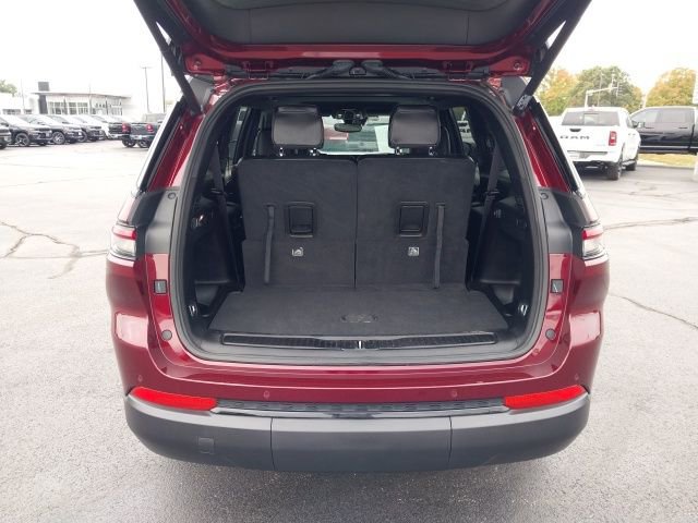 Used 2024 Jeep Grand Cherokee L Altitude image 24