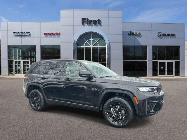New 2026 Jeep Grand Cherokee Altitude AWD/4WD image 1