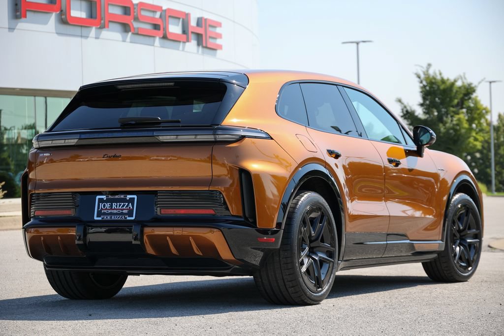 New 2026 Porsche Cayenne Turbo AWD/4WD image 19