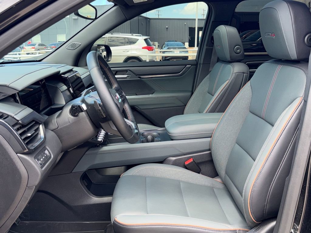 Certified 2024 GMC Acadia AT4 w/ Luxury Package AWD/4WD image 22