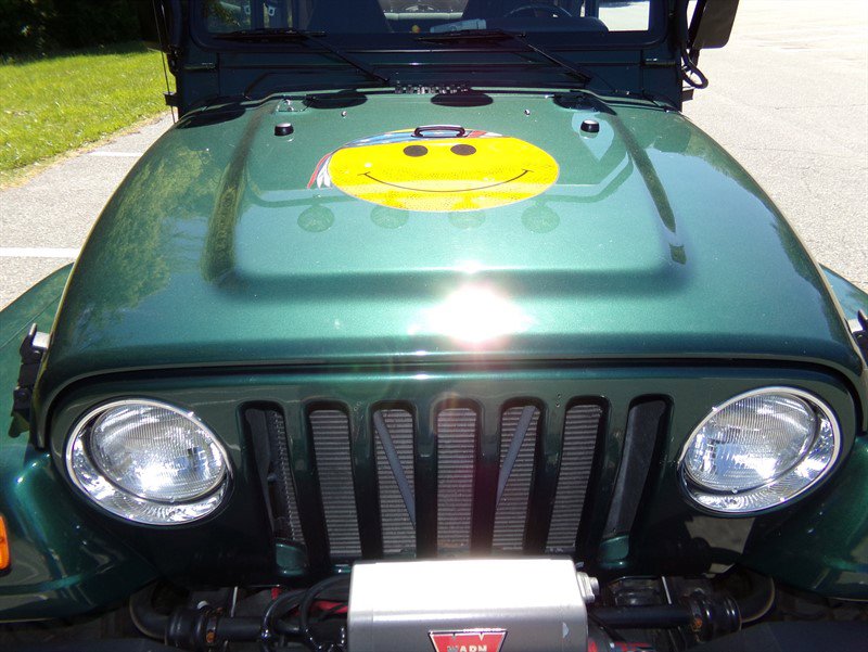 Used 2000 Jeep Wrangler Sahara AWD/4WD image 3