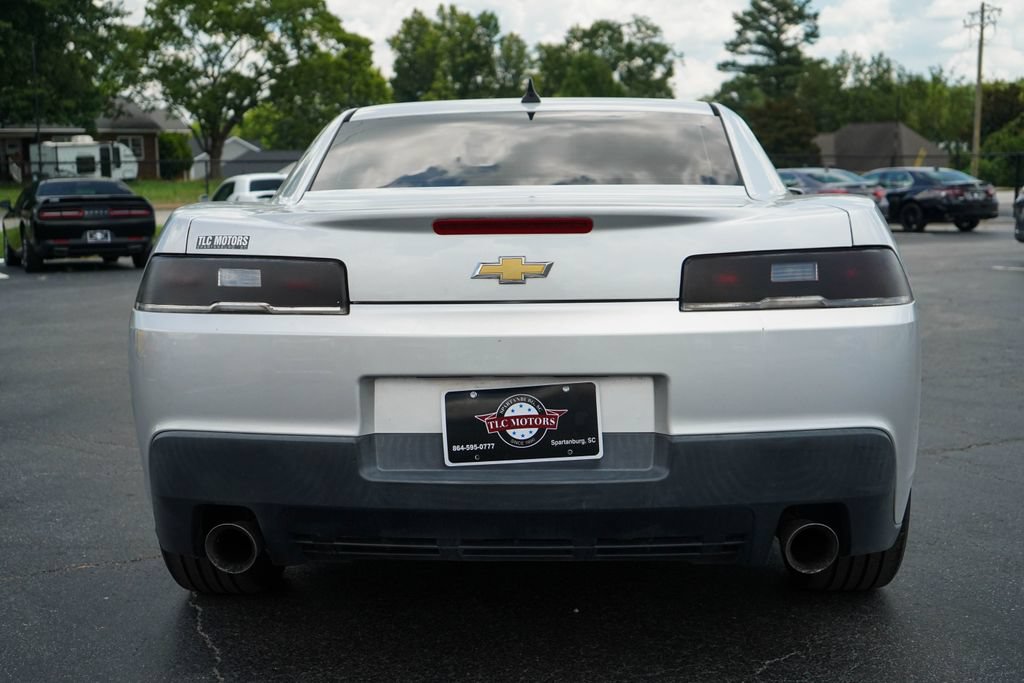 Used 2015 Chevrolet Camaro LT RWD image 19
