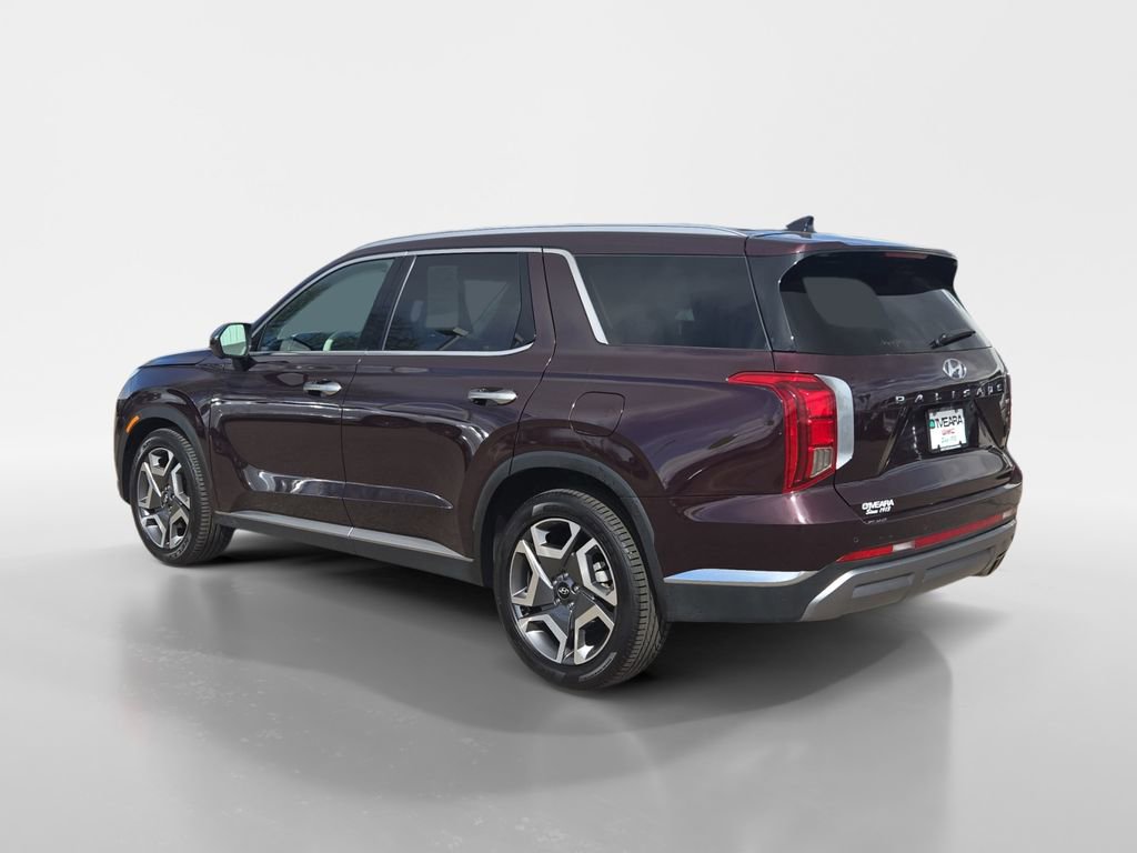 Used 2024 Hyundai Palisade Limited image 3