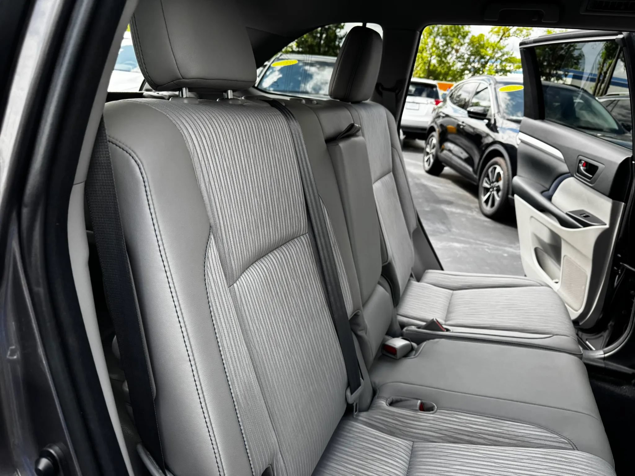 Used 2015 Toyota Highlander Plus AWD/4WD image 15