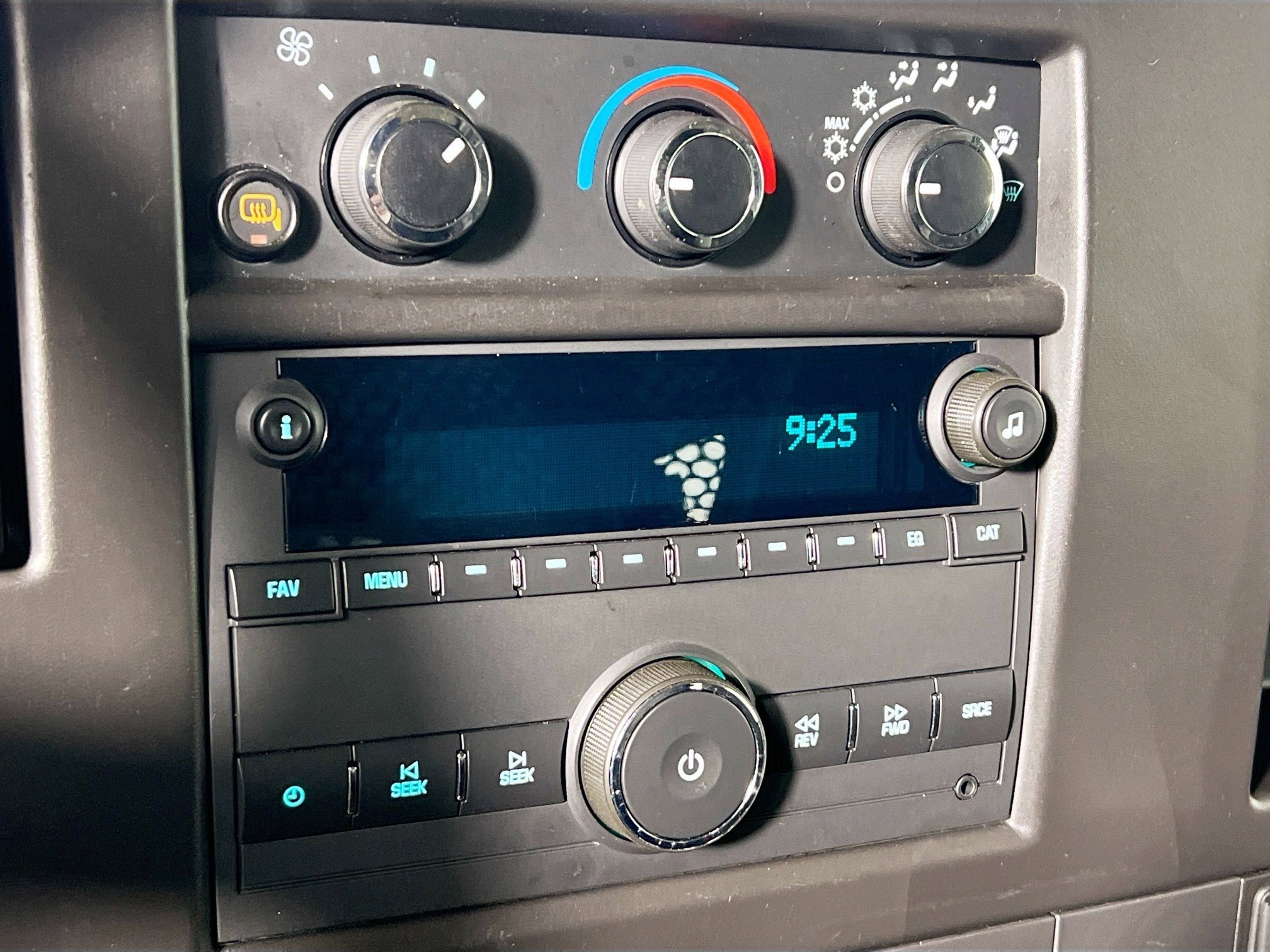 Used 2024 GMC Savana 2500 w/ Driver Convenience Package image 26