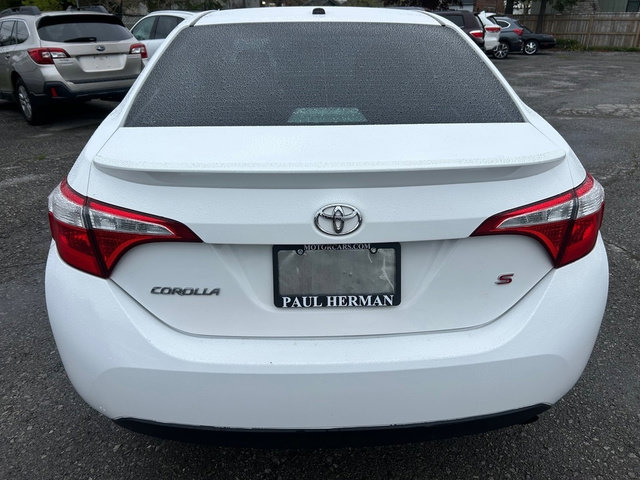Used 2015 Toyota Corolla S Premium FWD image 2