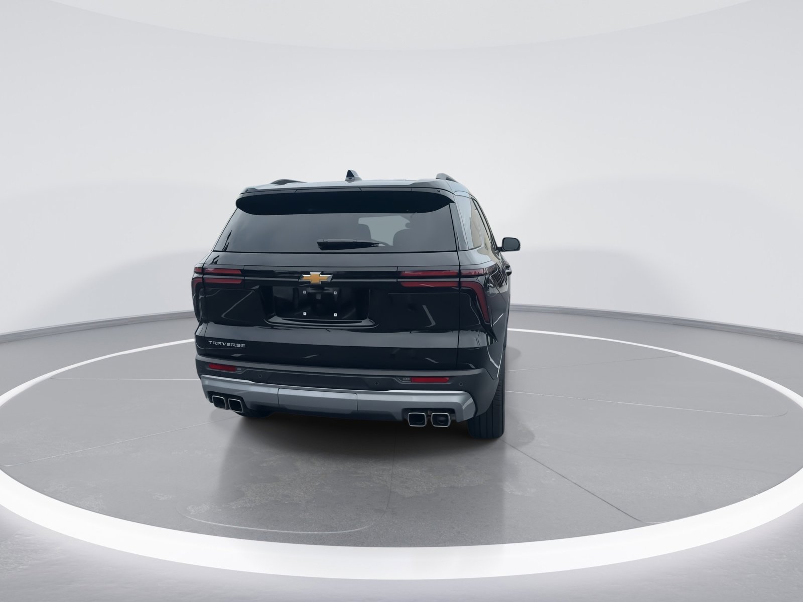 Used 2025 Chevrolet Traverse LT FWD image 8