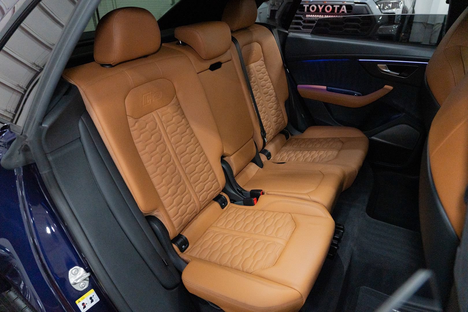 Used 2023 Audi RS Q8 AWD/4WD image 38