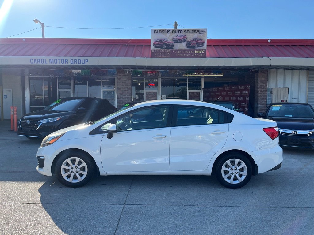 Used 2017 Kia Rio LX image 9