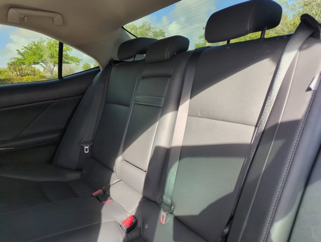 Used 2017 Lexus IS 300 AWD w/ Navigation System Package image 19