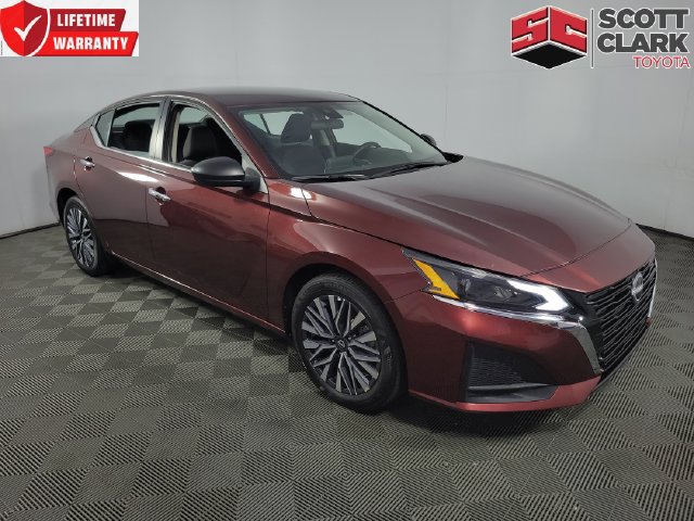 Used 2025 Nissan Altima 2.5 SV