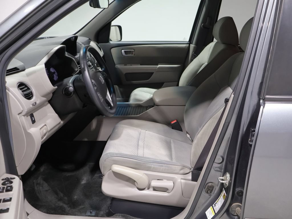 Used 2013 Honda Pilot LX image 9