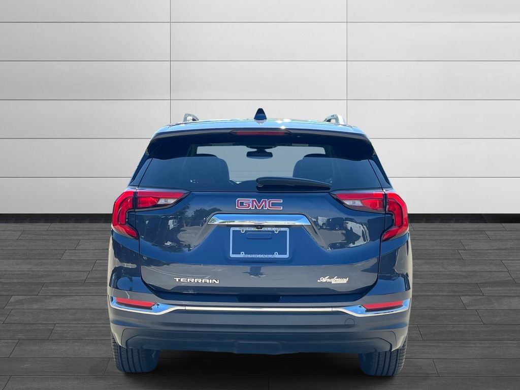 Used 2019 GMC Terrain SLT w/ Preferred Package FWD image 4