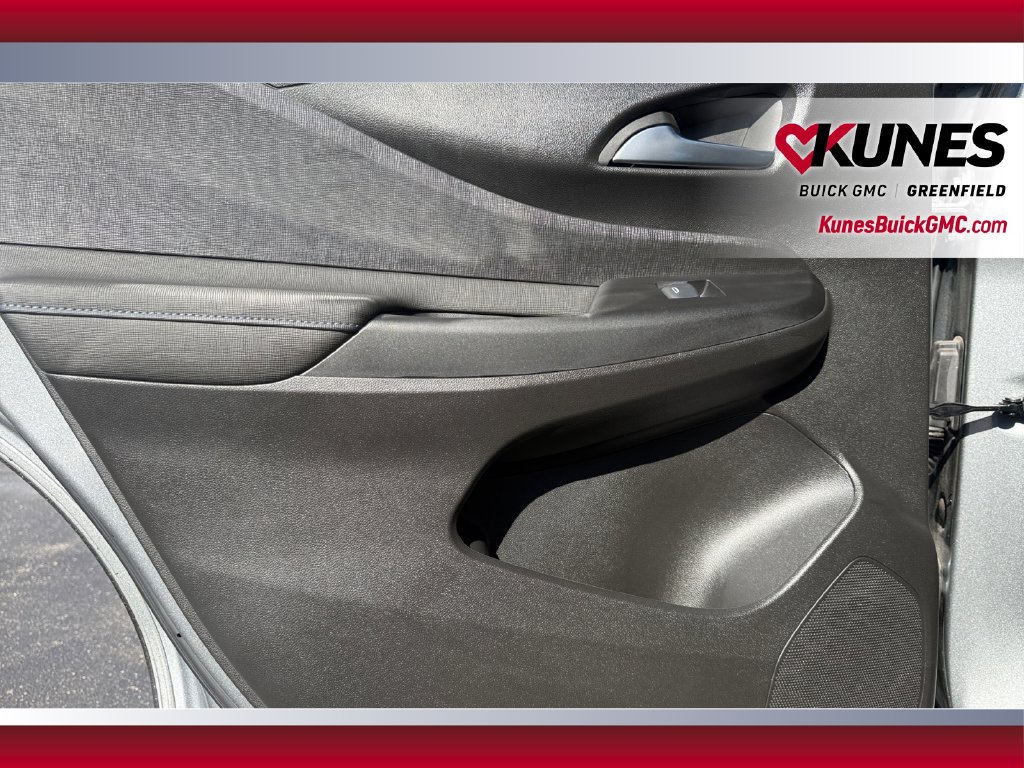 Used 2025 Buick Envista Sport Touring w/ Convenience I Package FWD image 34