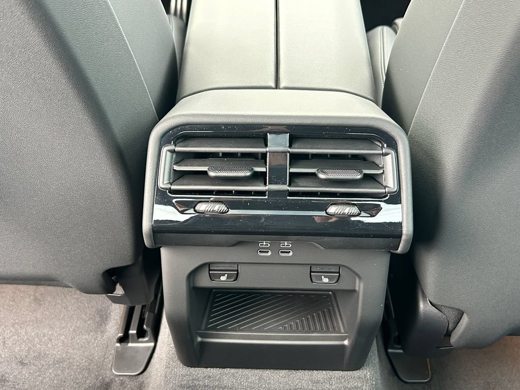 New 2027 BMW i5 eDrive40 w/ Executive Package AWD/4WD image 33