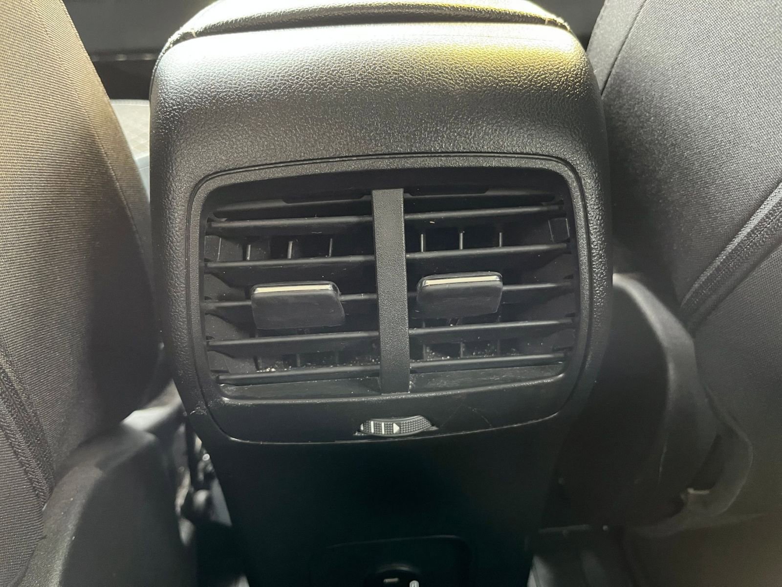 Used 2023 Ford Escape Active image 24
