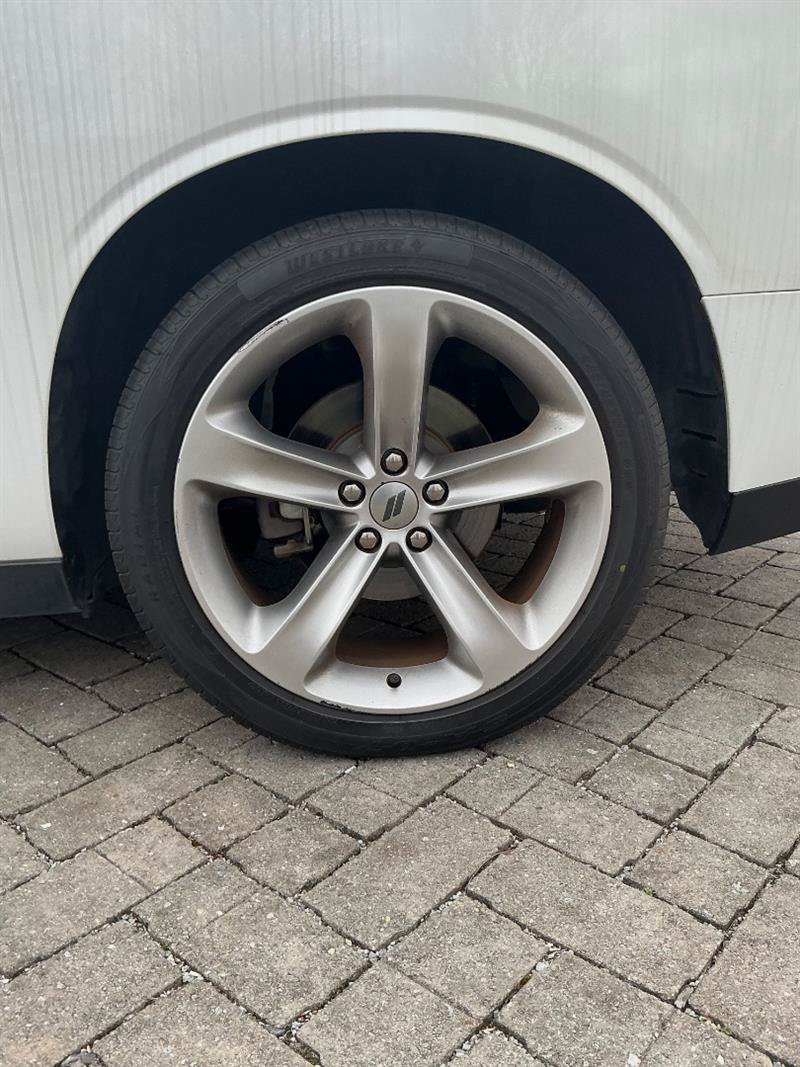 Used 2018 Dodge Challenger R/T RWD image 10