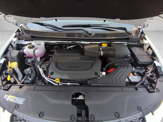 New 2026 Chrysler Pacifica Select w/ S Appearance Package FWD image 16
