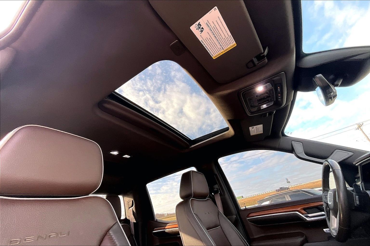 Used 2022 GMC Sierra 1500 Denali w/ Denali Reserve Package image 17