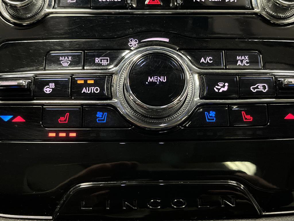 Used 2021 Lincoln Corsair Grand Touring w/ Equipment Group 301A image 8