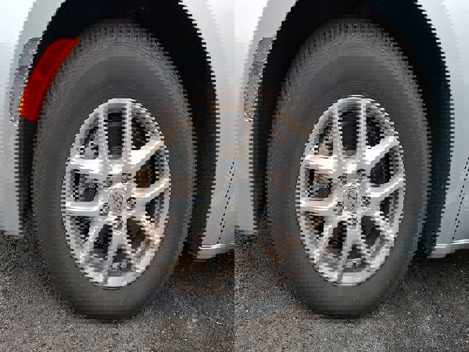 Used 2022 Chrysler Voyager LX image 4