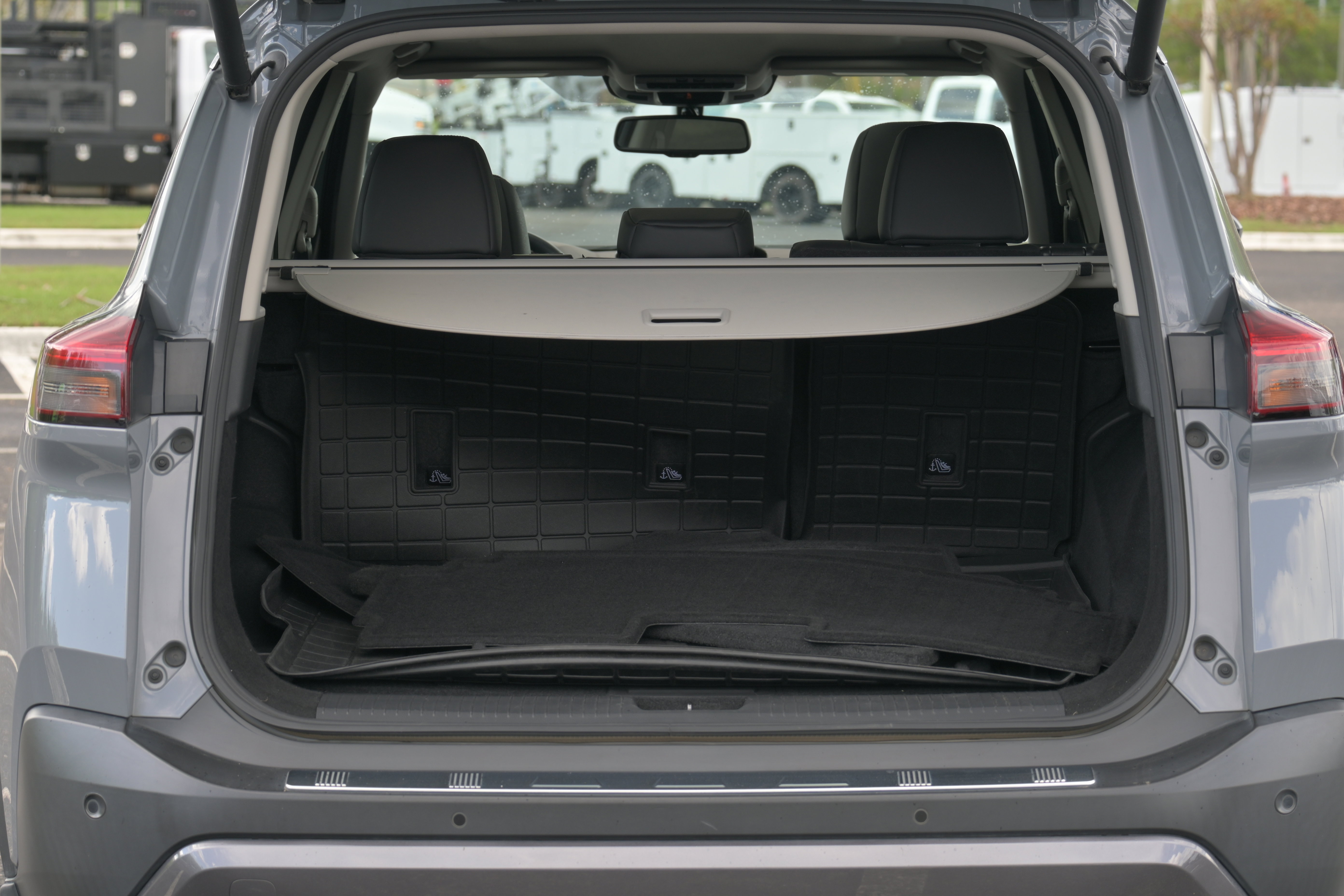 Used 2023 Nissan Rogue SL w/ SL Premium Package FWD image 35