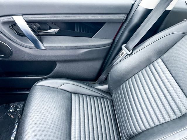 Used 2022 Land Rover Discovery Sport S image 17
