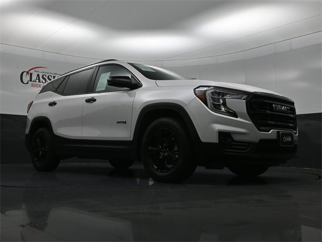 Used 2022 GMC Terrain AT4 w/ Infotainment Package II image 28