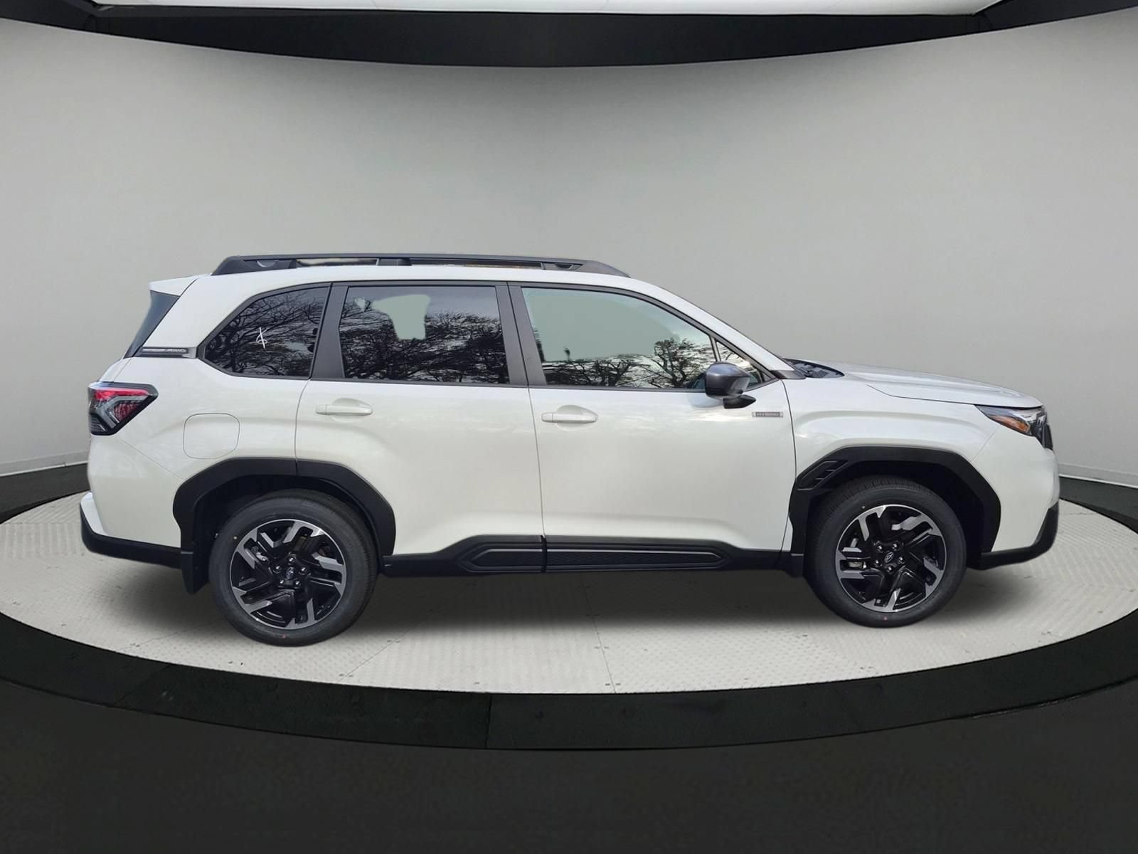 New 2026 Subaru Forester Premium AWD/4WD image 2