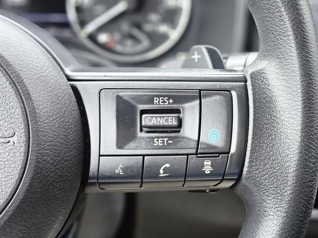 Certified 2024 Nissan Rogue SV FWD image 18