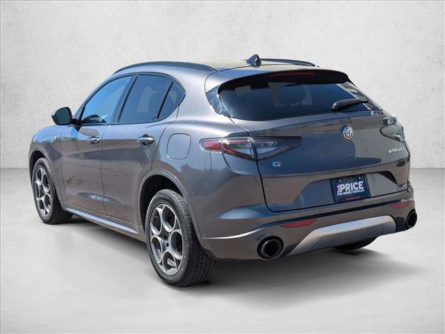 Used 2024 Alfa Romeo Stelvio Ti image 7