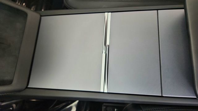 Used 2025 Tesla Model 3 Long Range image 46