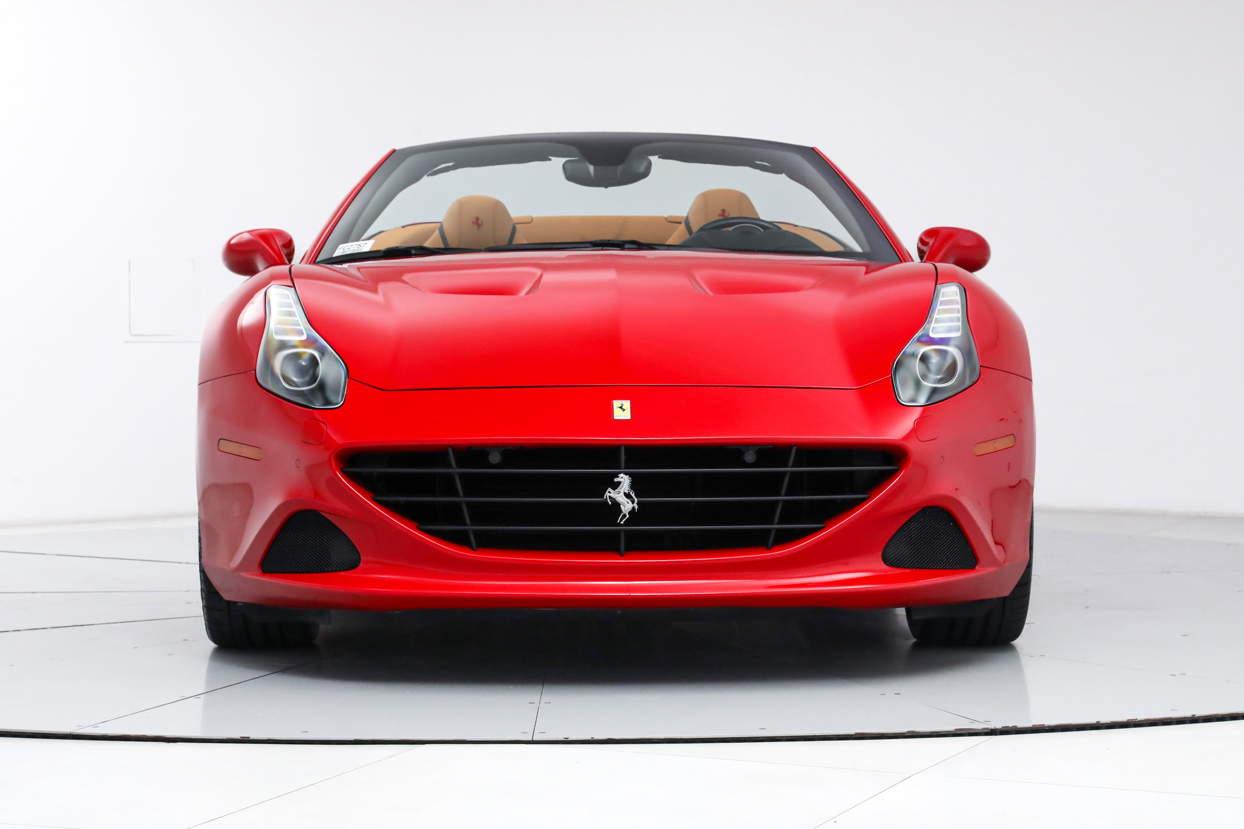 Certified 2017 Ferrari California T image 13