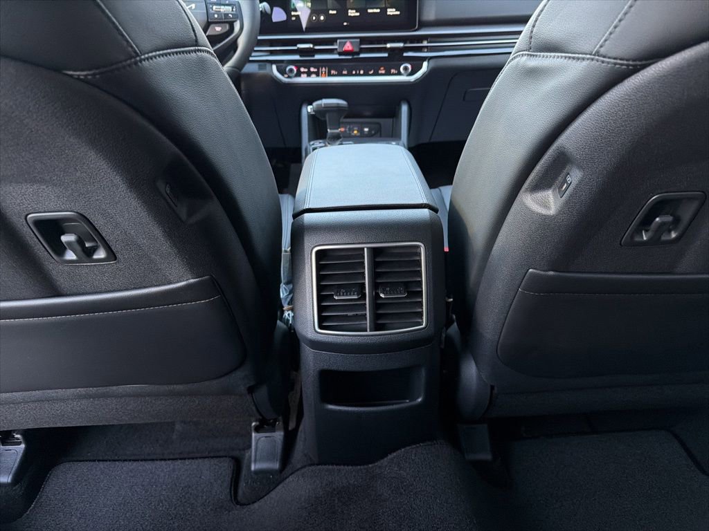 New 2026 Kia Sportage EX image 24